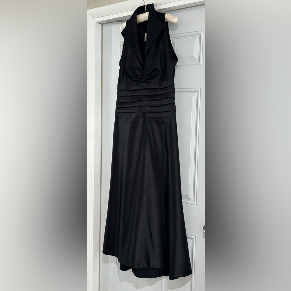 Tadashi‎ Shoji Black Gown Tuxedo
Collared Formal Event Size 16 (USA) large 58”
